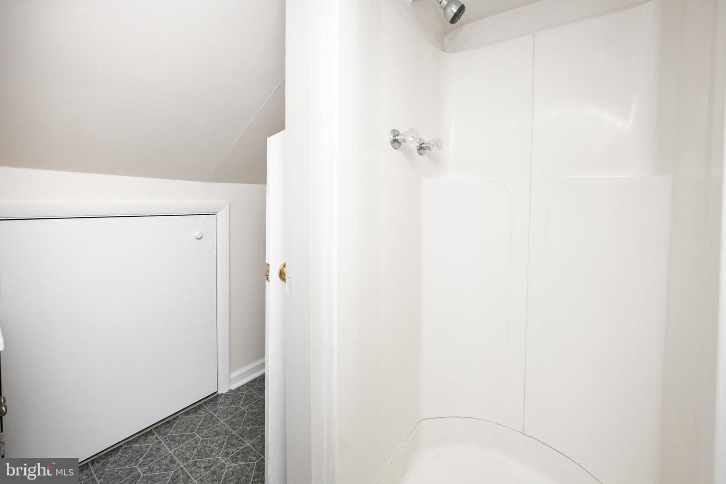 627 Liberty Street photo 44