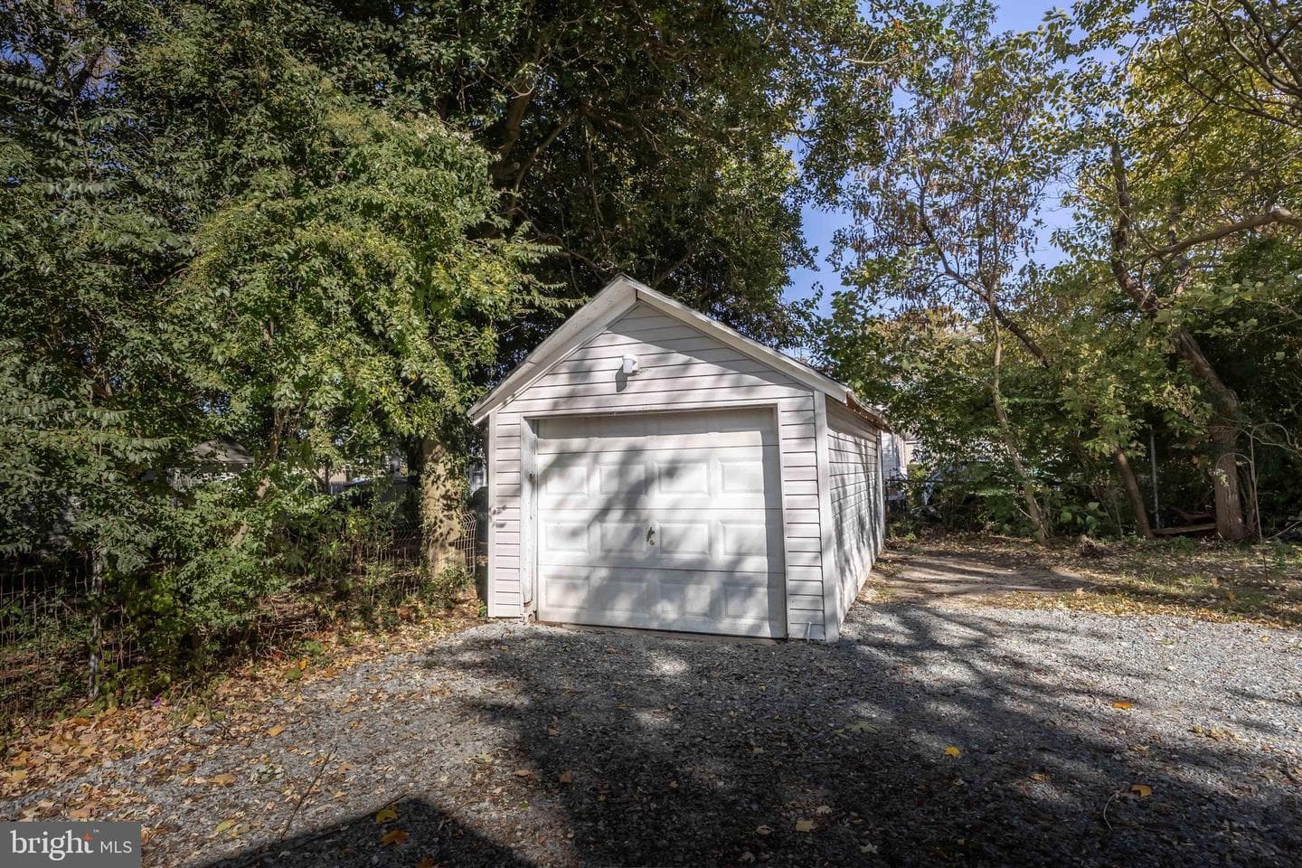 627 Liberty Street photo 46