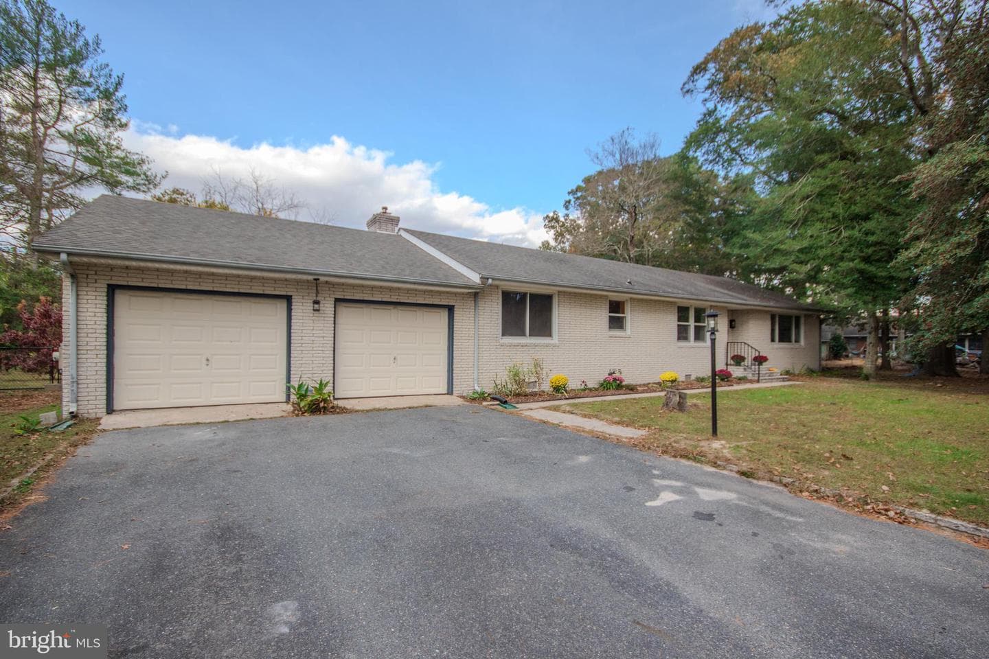 1801 Crawford Drive photo 3