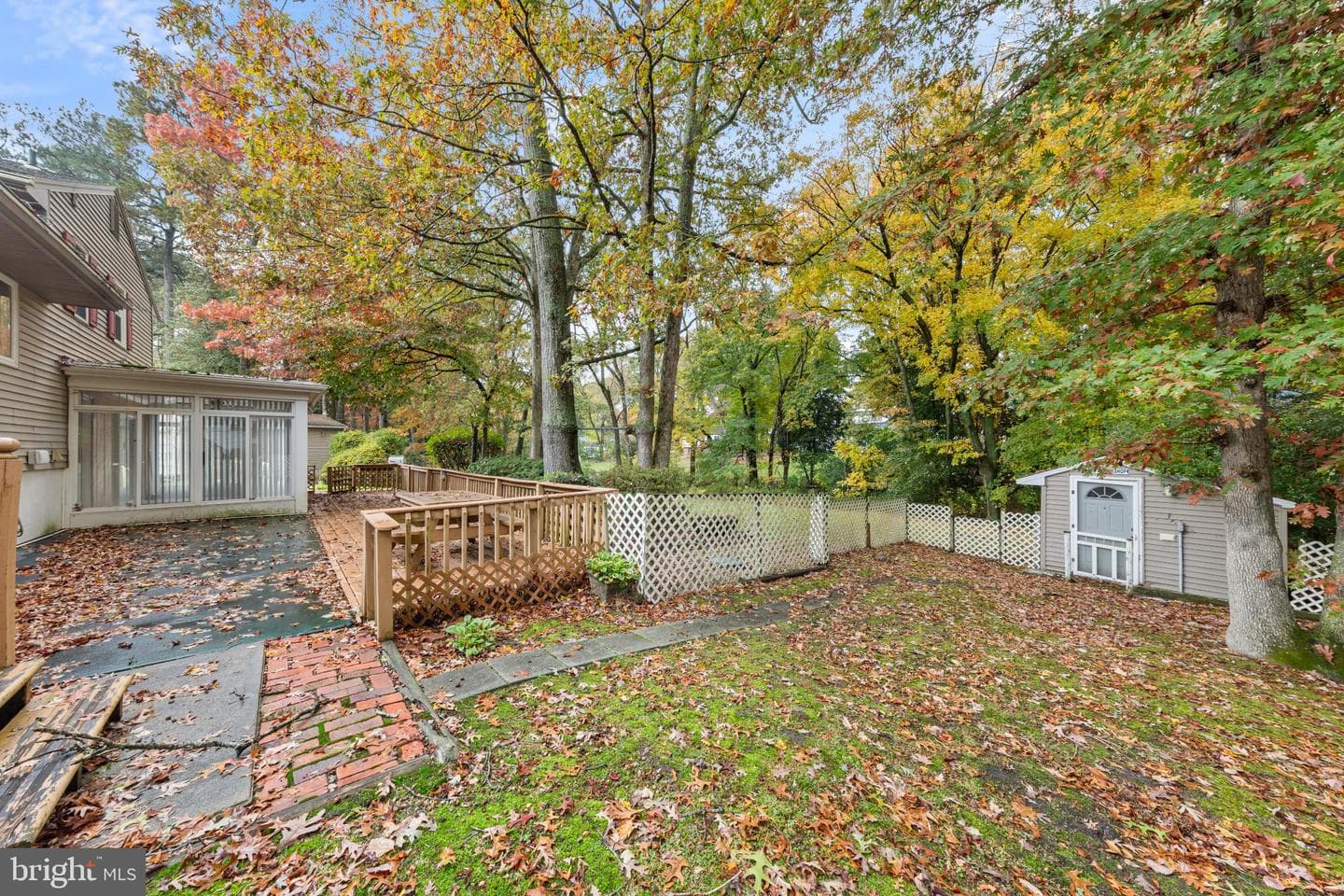 1520 Woodridge Drive photo 6