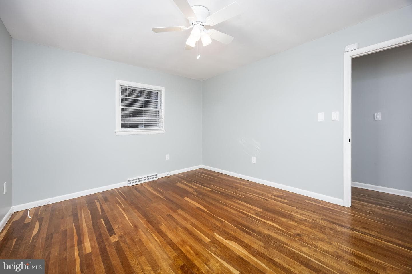 113 Montleau Avenue photo 24