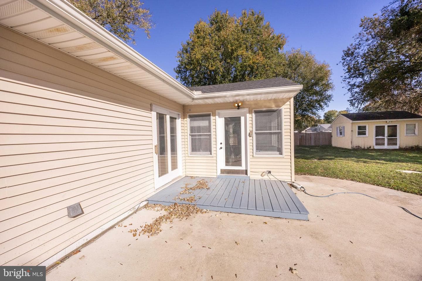 113 Montleau Avenue photo 46