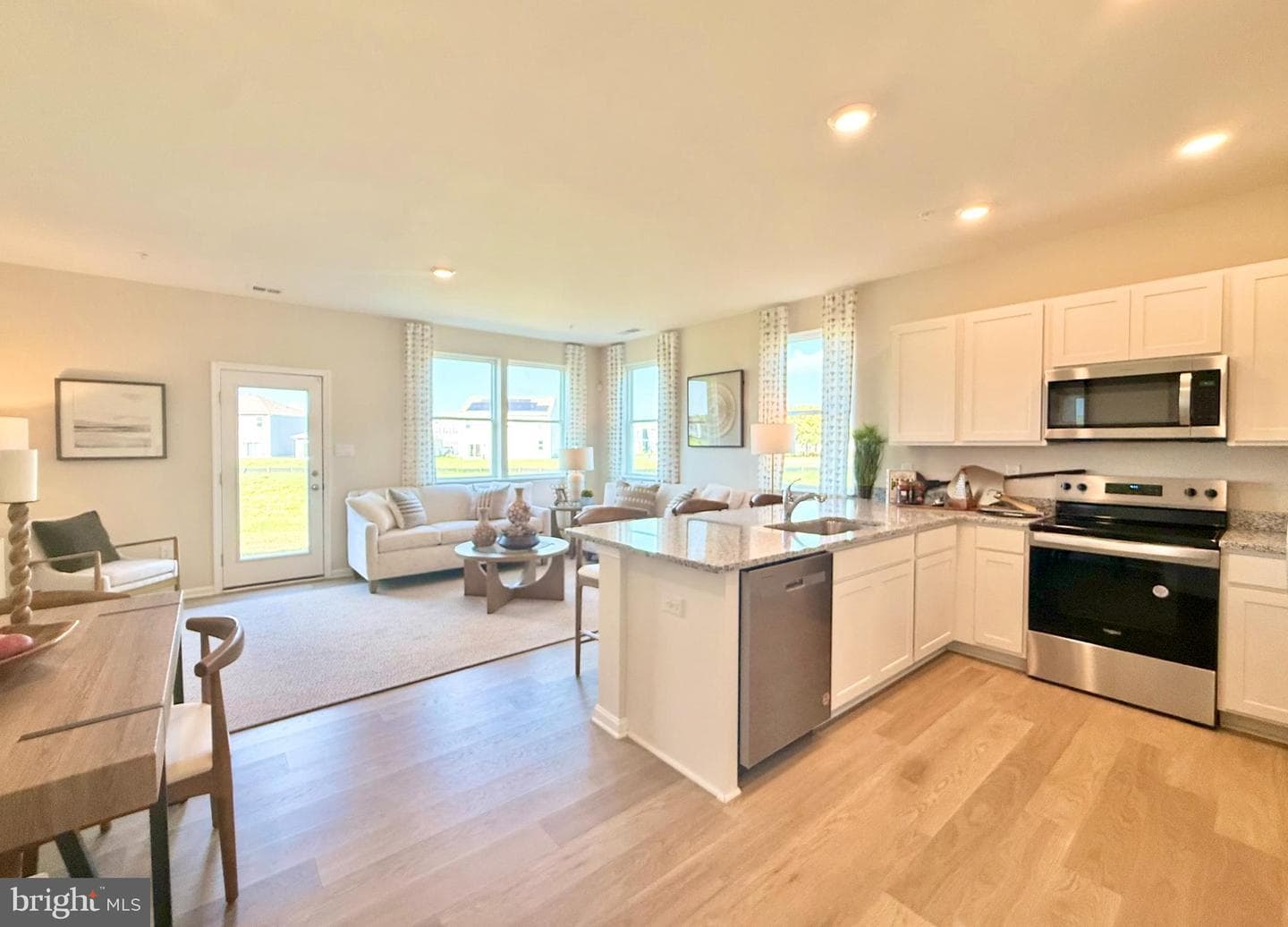 1311 Sugarplum Lane photo 12