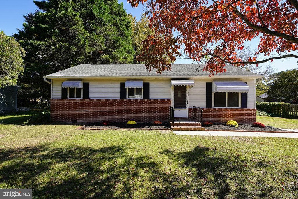 1207 Nimitz Court photo 1