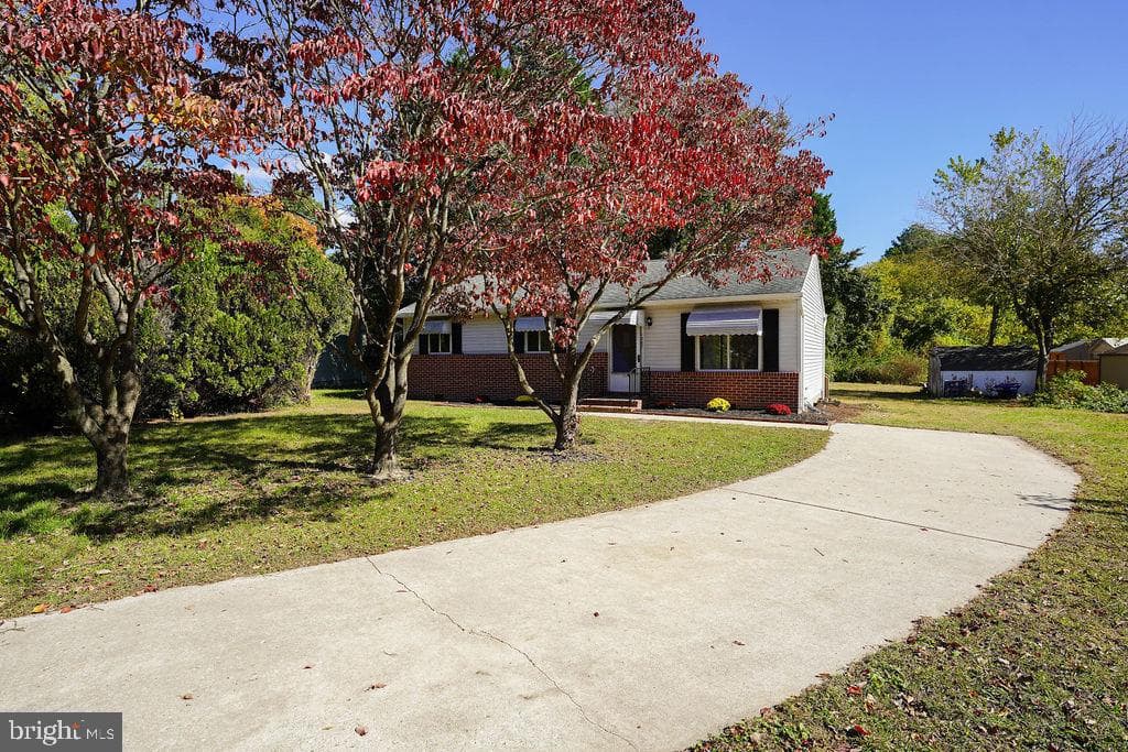 1207 Nimitz Court photo 2