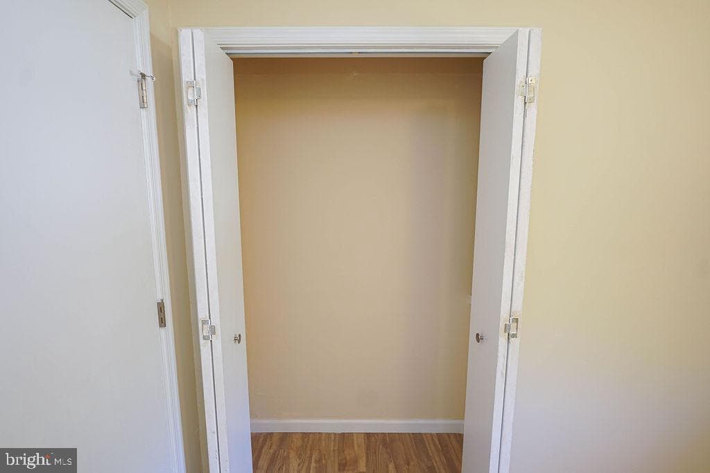1207 Nimitz Court photo 32