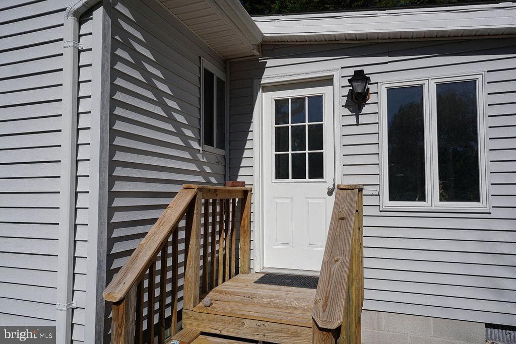 1207 Nimitz Court photo 33