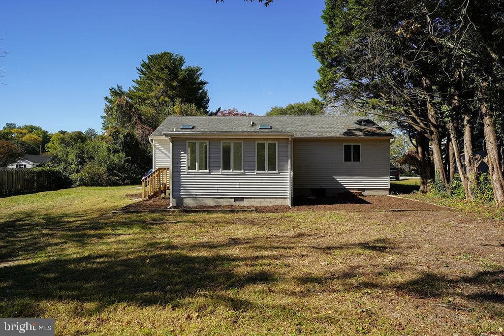 1207 Nimitz Court photo 34