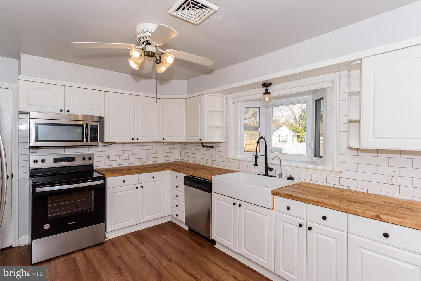 1209 Belmont Avenue photo 10