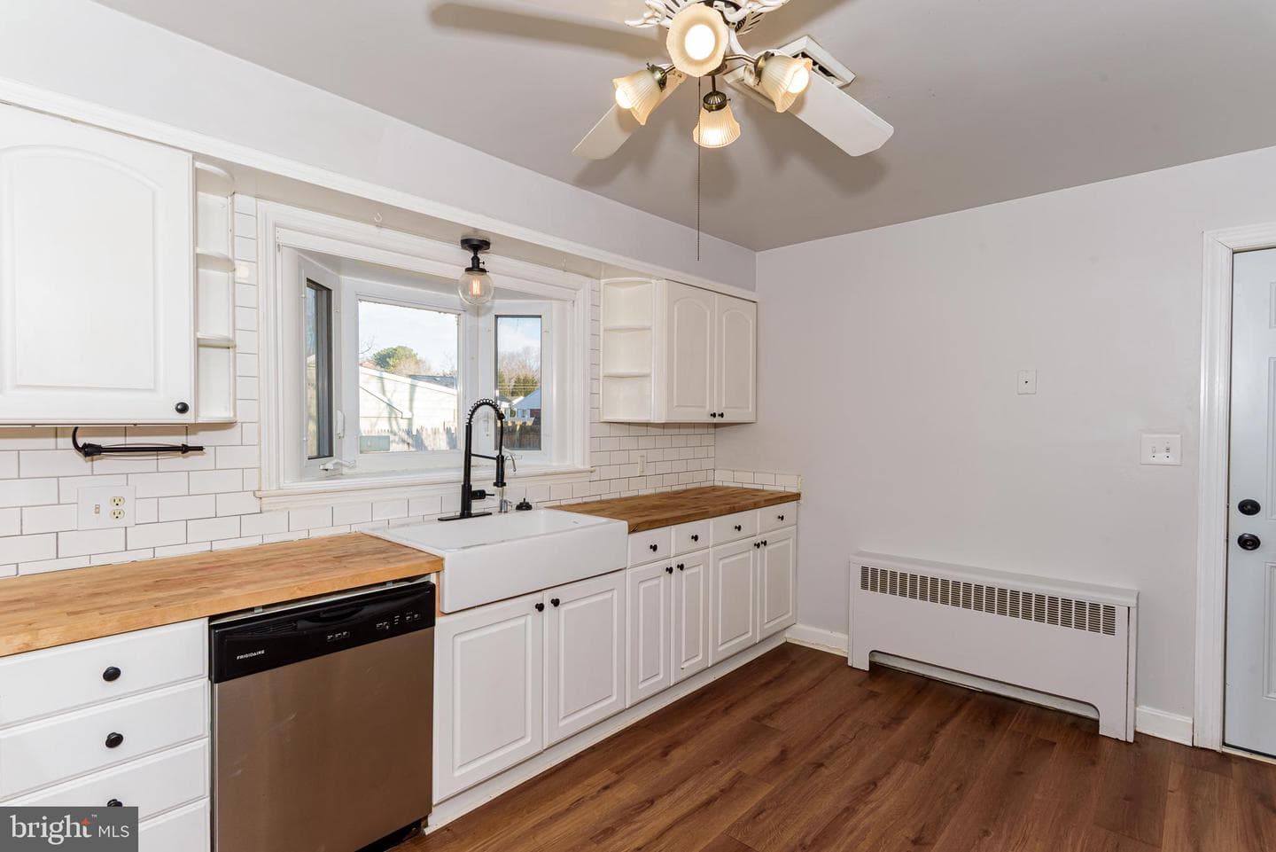 1209 Belmont Avenue photo 12