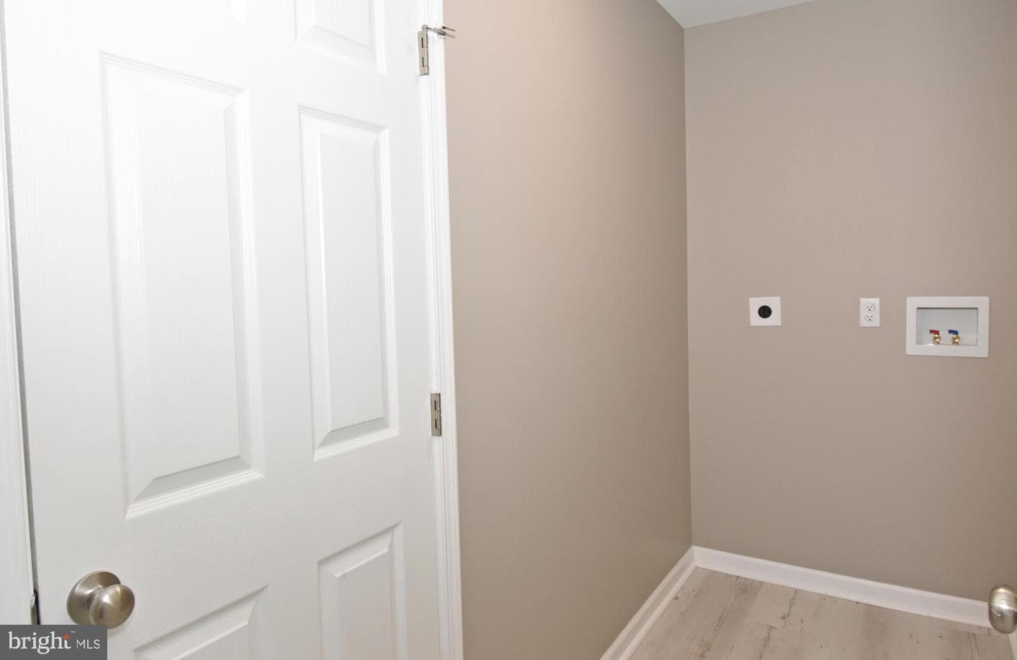 516 Overbrook Drive photo 31