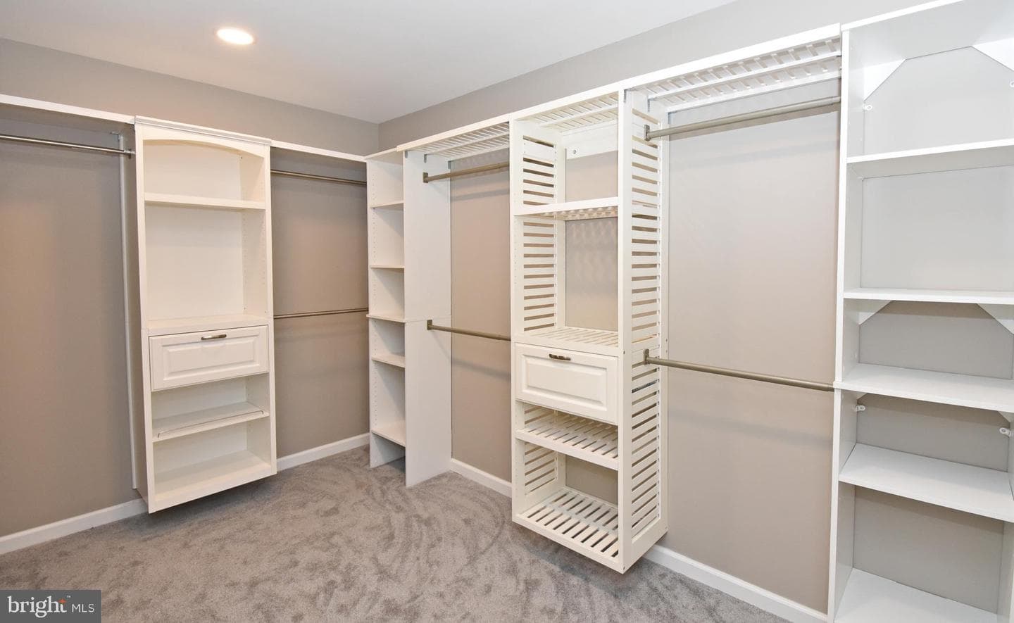 516 Overbrook Drive photo 42