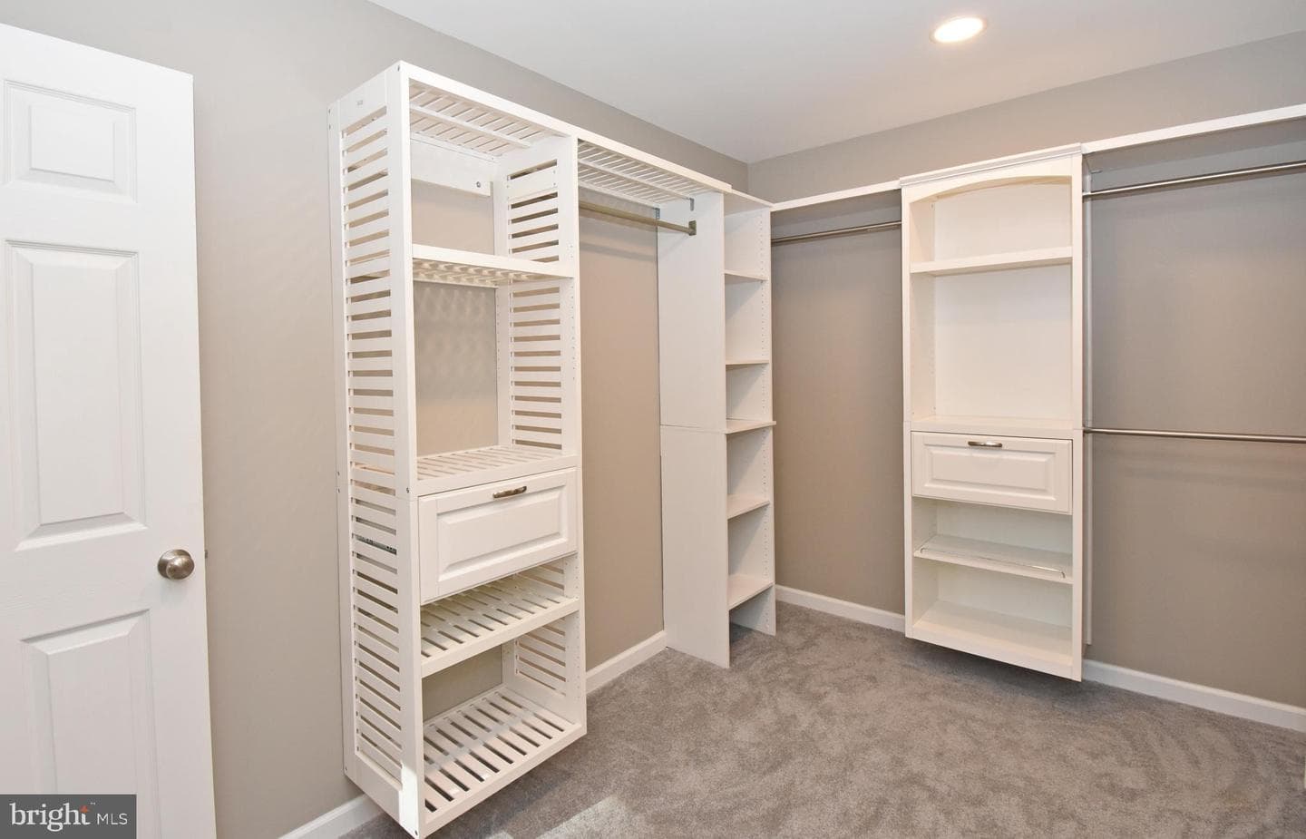 516 Overbrook Drive photo 43