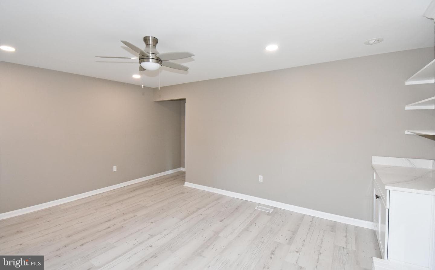 516 Overbrook Drive photo 6