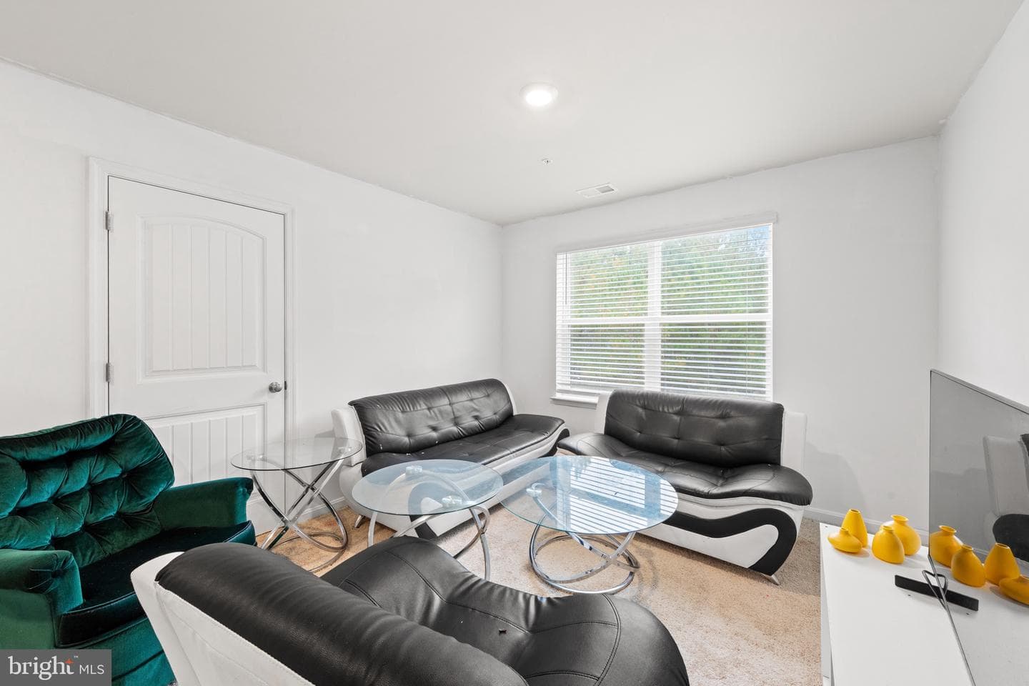 813 Marquis Avenue photo 17
