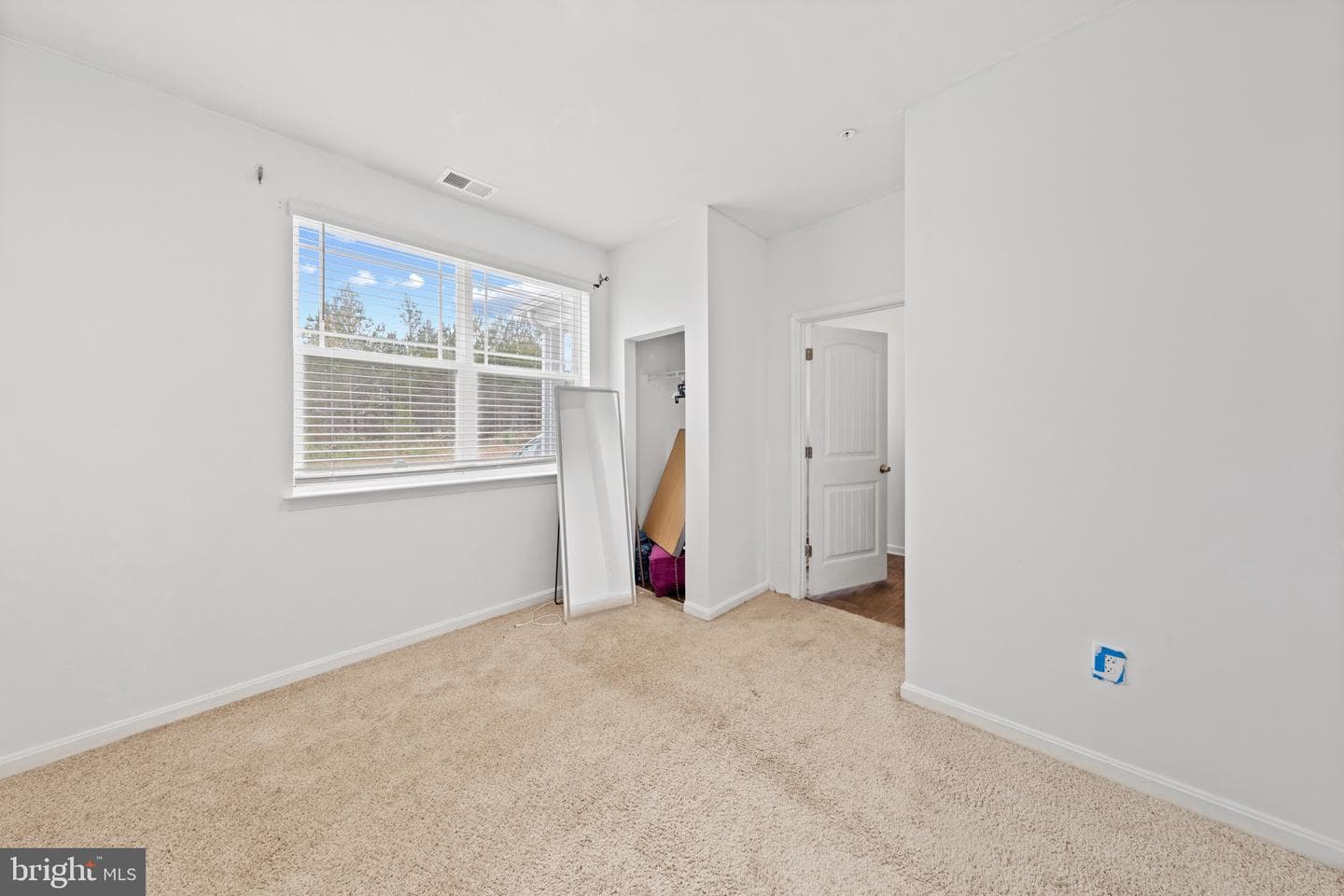 813 Marquis Avenue photo 19