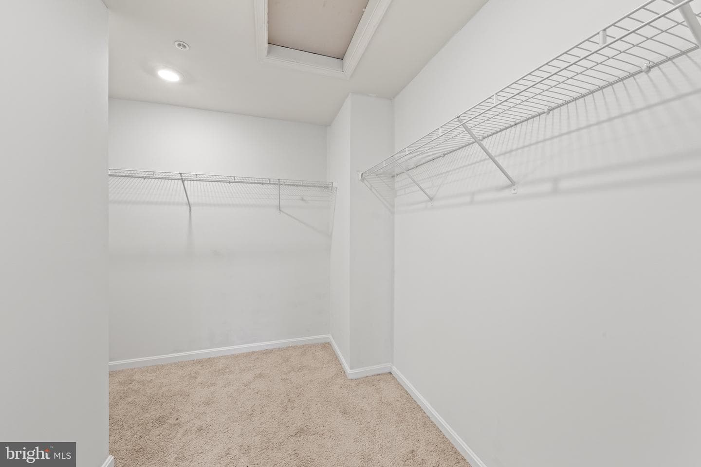 813 Marquis Avenue photo 29