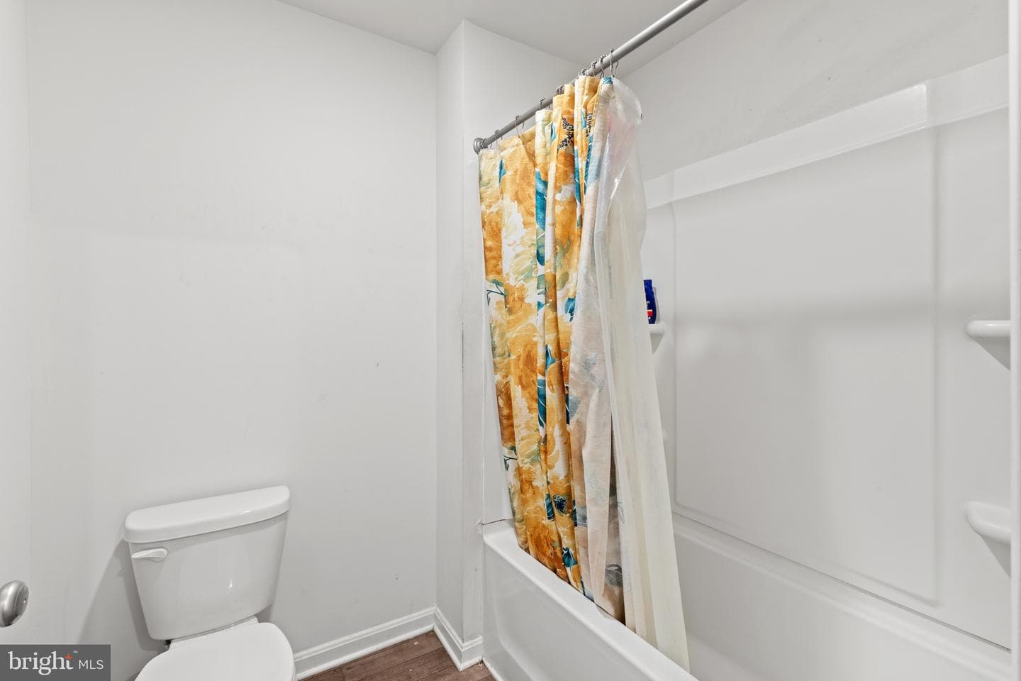 813 Marquis Avenue photo 32