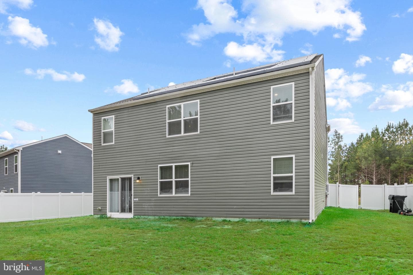 813 Marquis Avenue photo 37