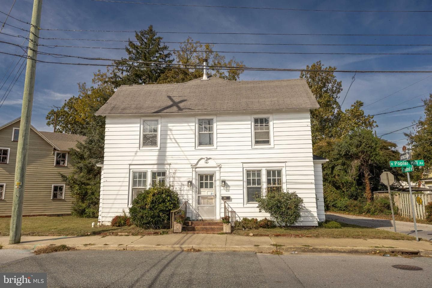 304 Poplar Hill Avenue photo 2