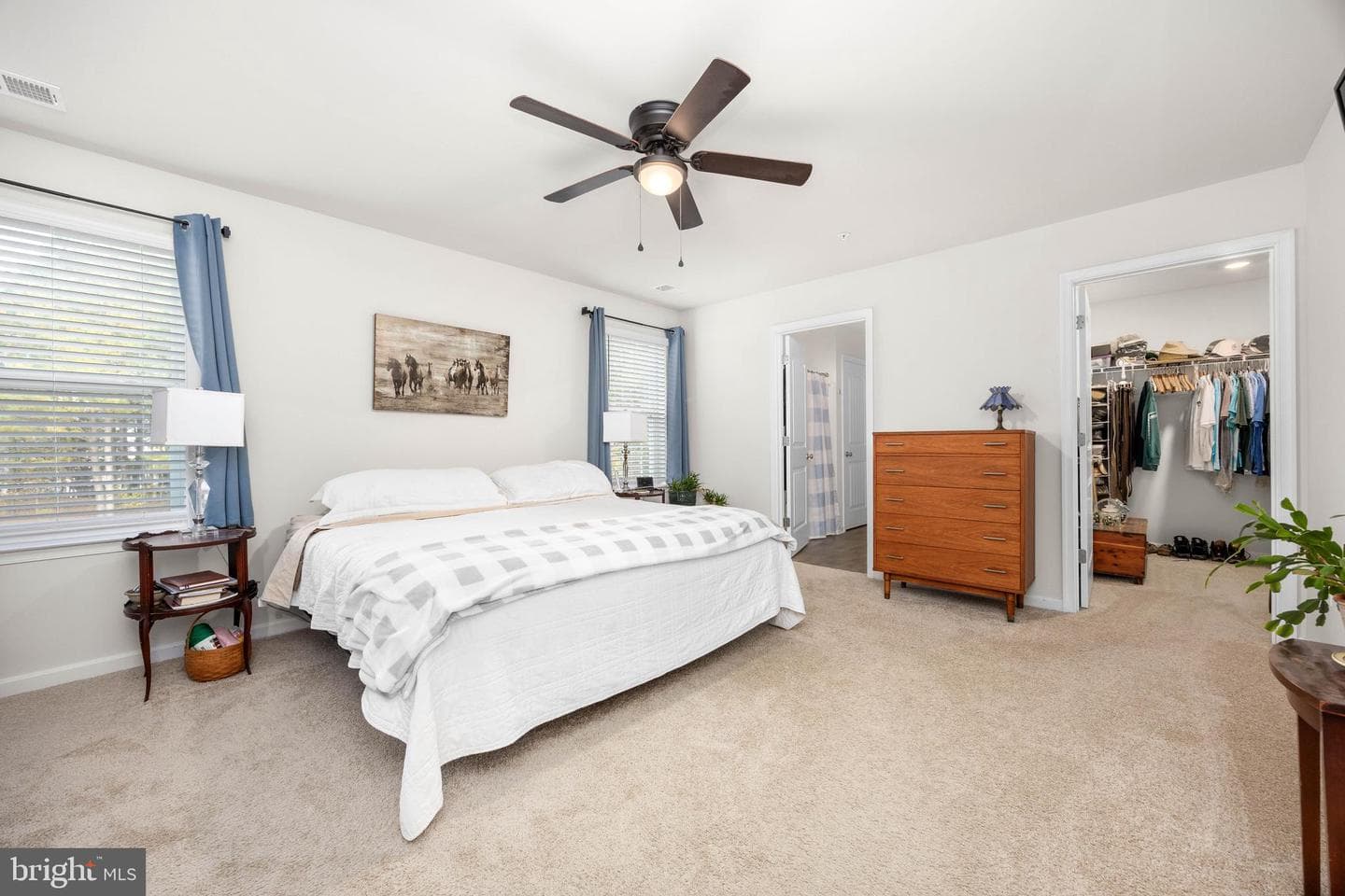 827 Marquis Avenue photo 39
