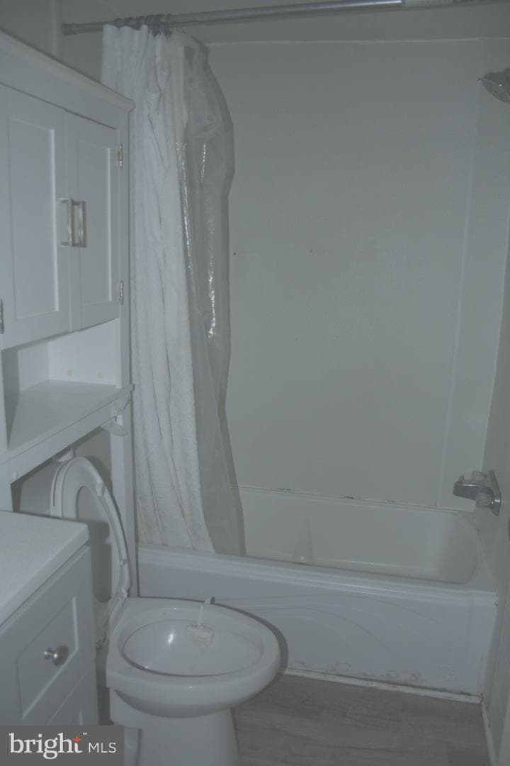5850 Brook Street photo 24