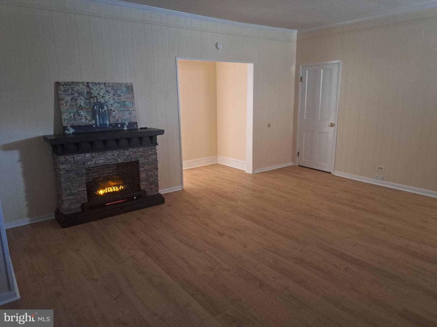 407 E East Street photo 2