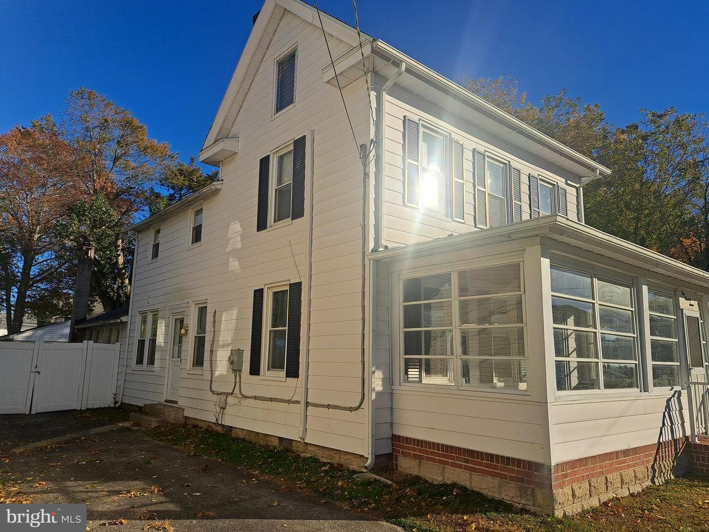 407 E East Street photo 23