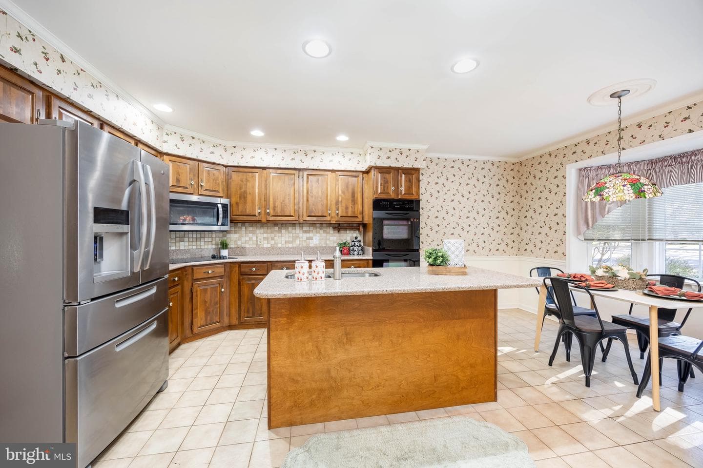 4337 Sturbridge Drive photo 12