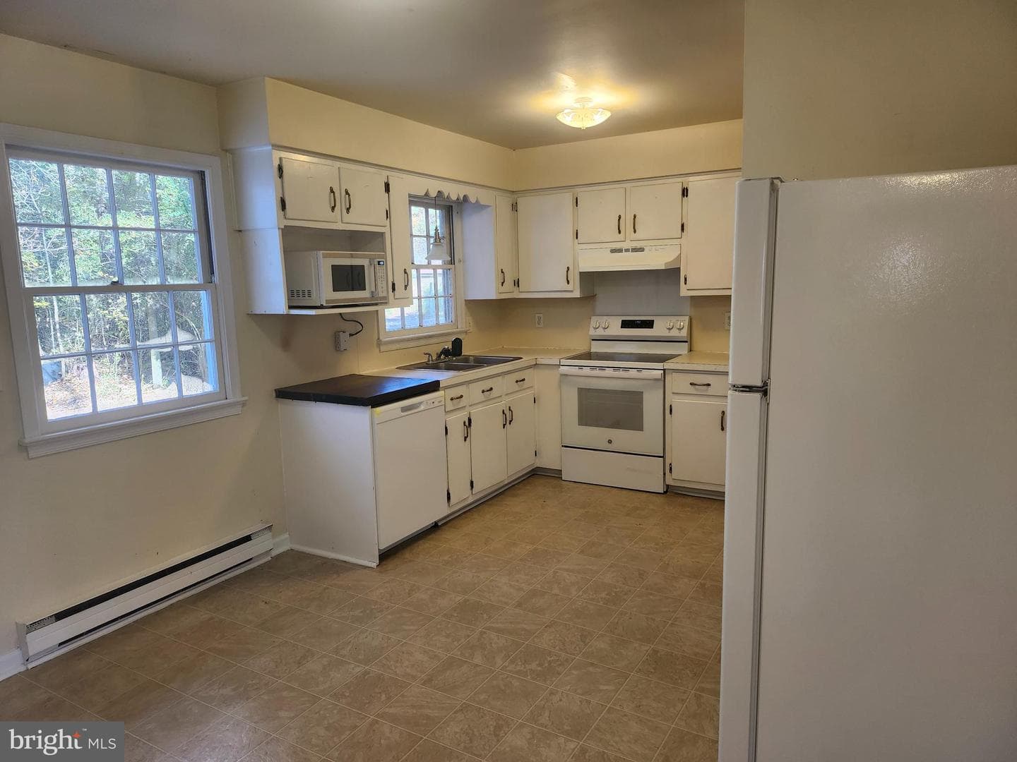 31528 Zion Road photo 4