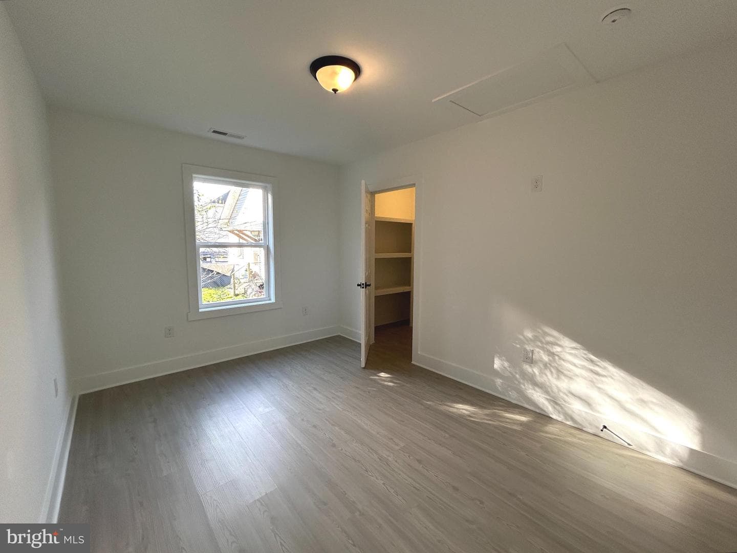 625 Liberty Street photo 29