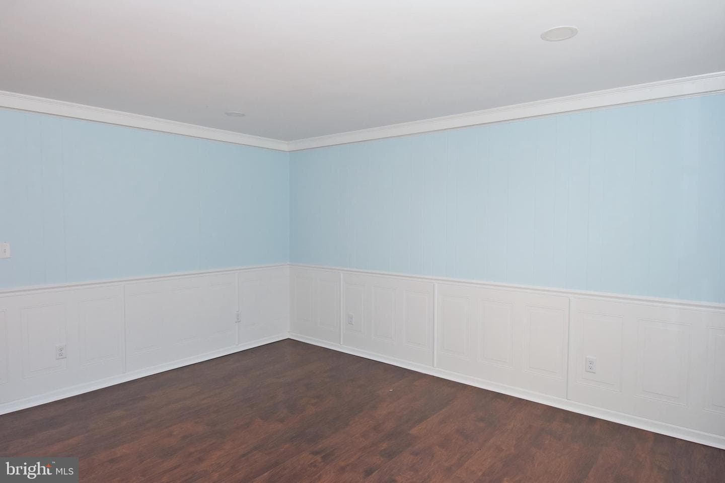 4011 Grosse Point Drive photo 11