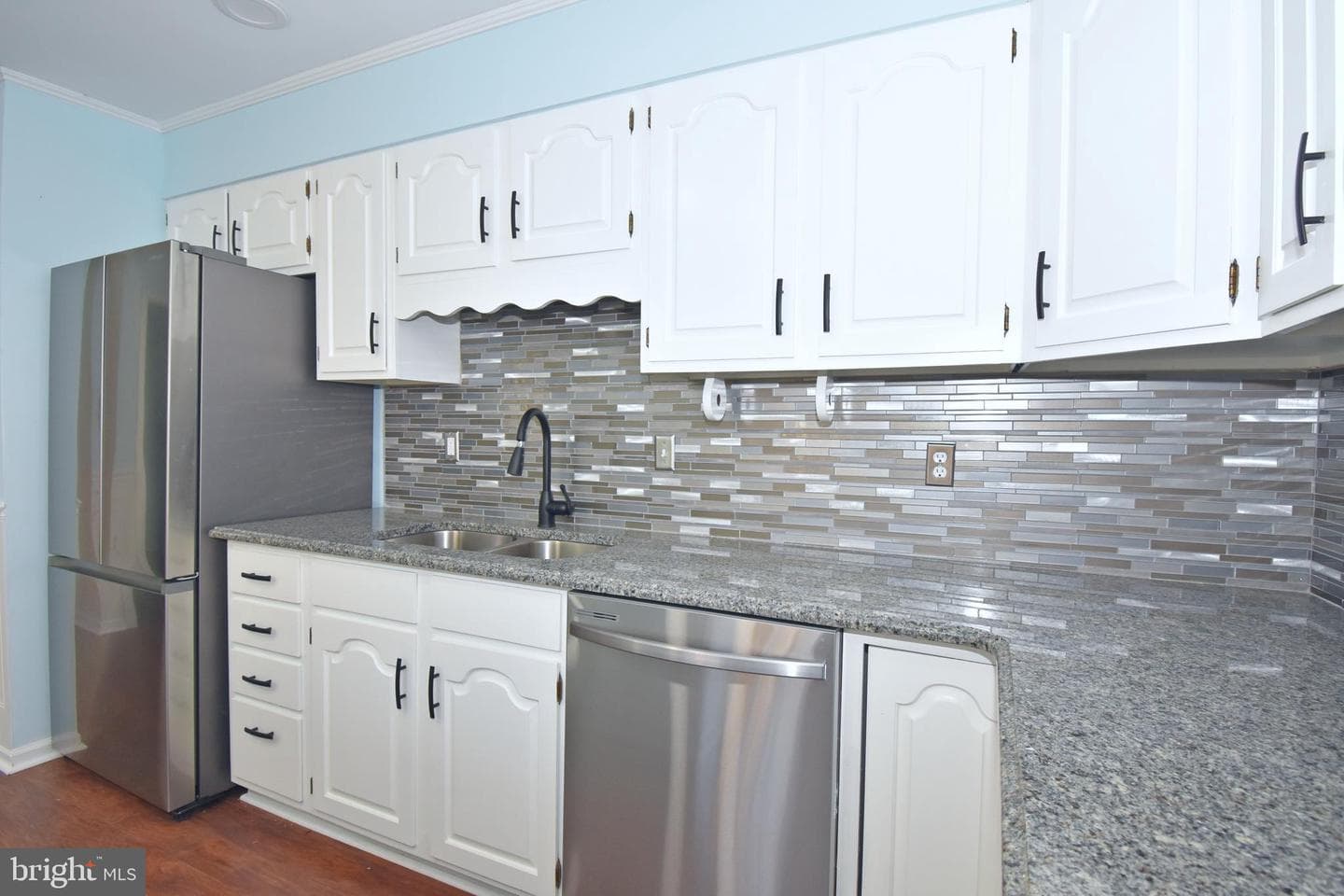 4011 Grosse Point Drive photo 13
