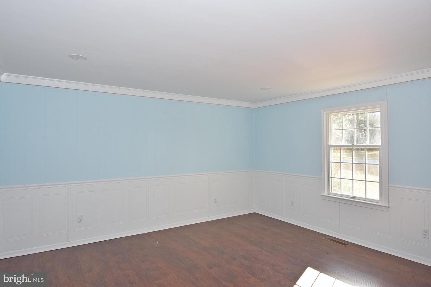 4011 Grosse Point Drive photo 8