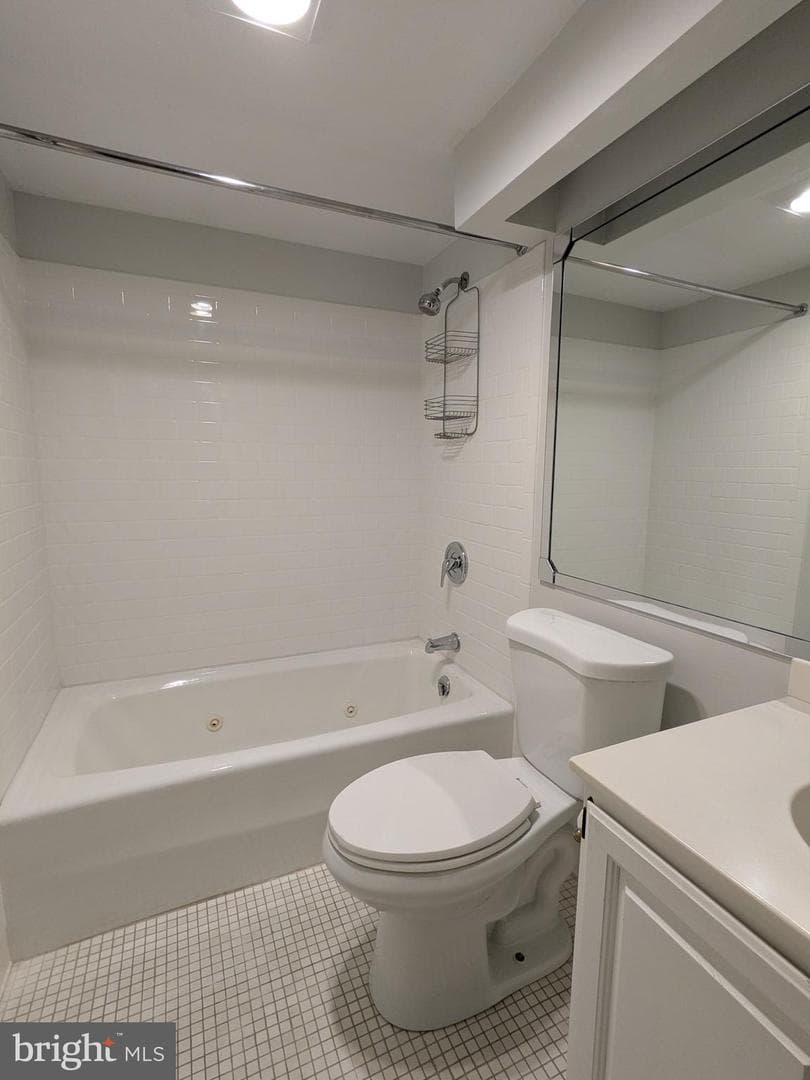 227 Canal Park Drive #205 photo 26