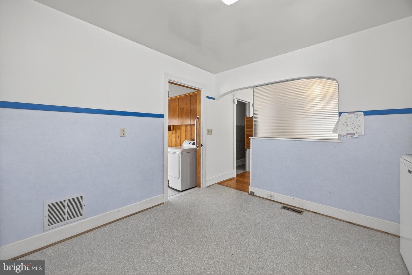 221 North Boulevard photo 13
