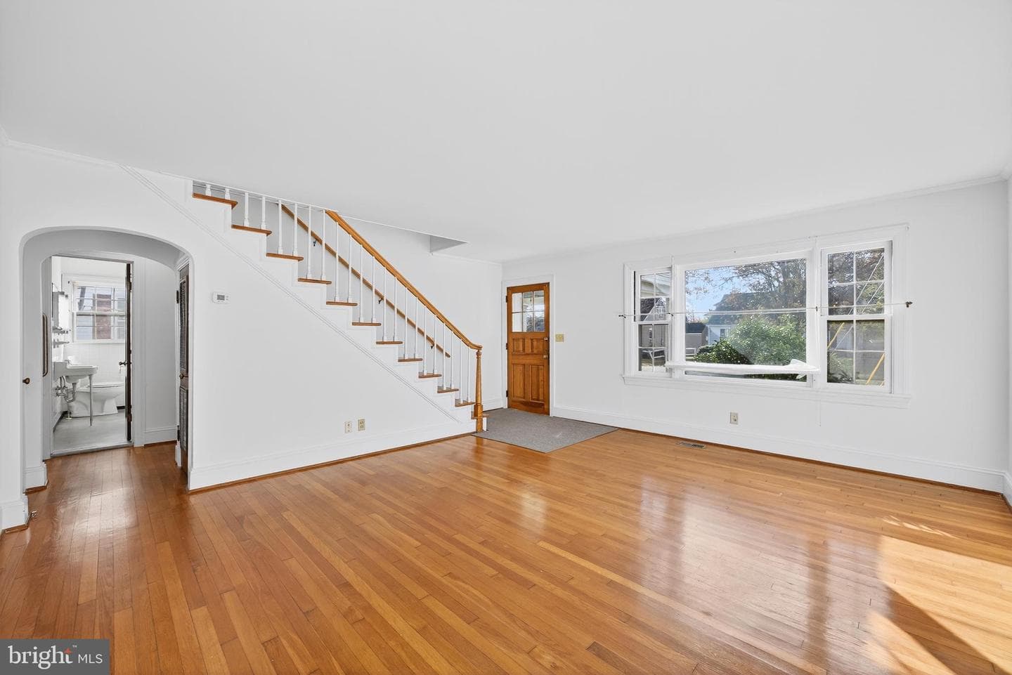 221 North Boulevard photo 6