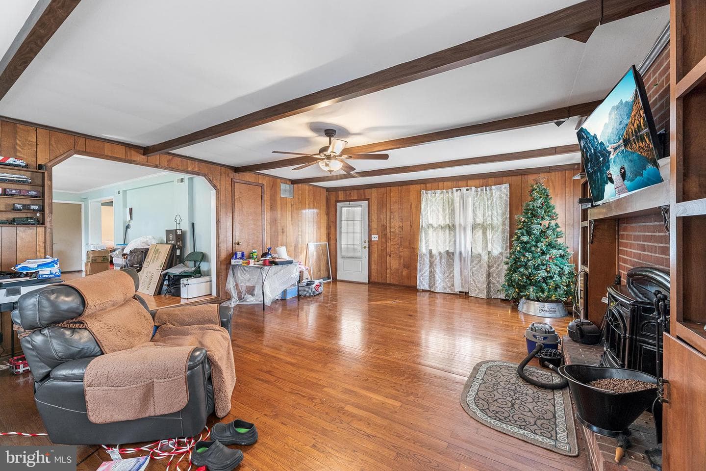 1402 Sandy Acres Drive photo 3