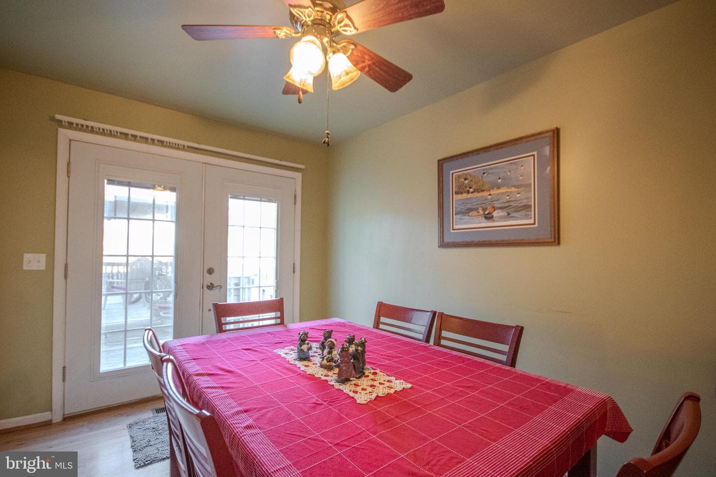 5520 Cedarcrest Road photo 12