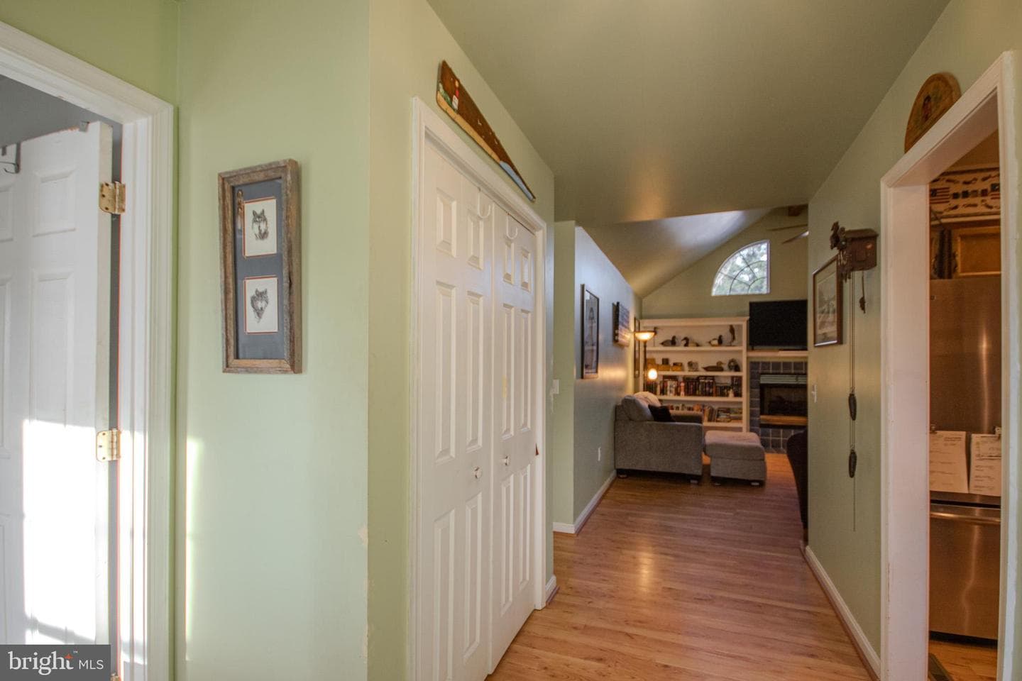 5520 Cedarcrest Road photo 8