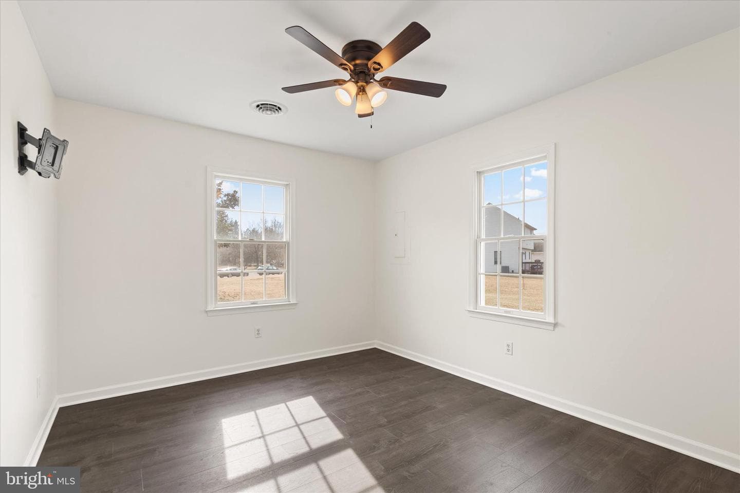 4696 Straw Ridge Lane photo 18