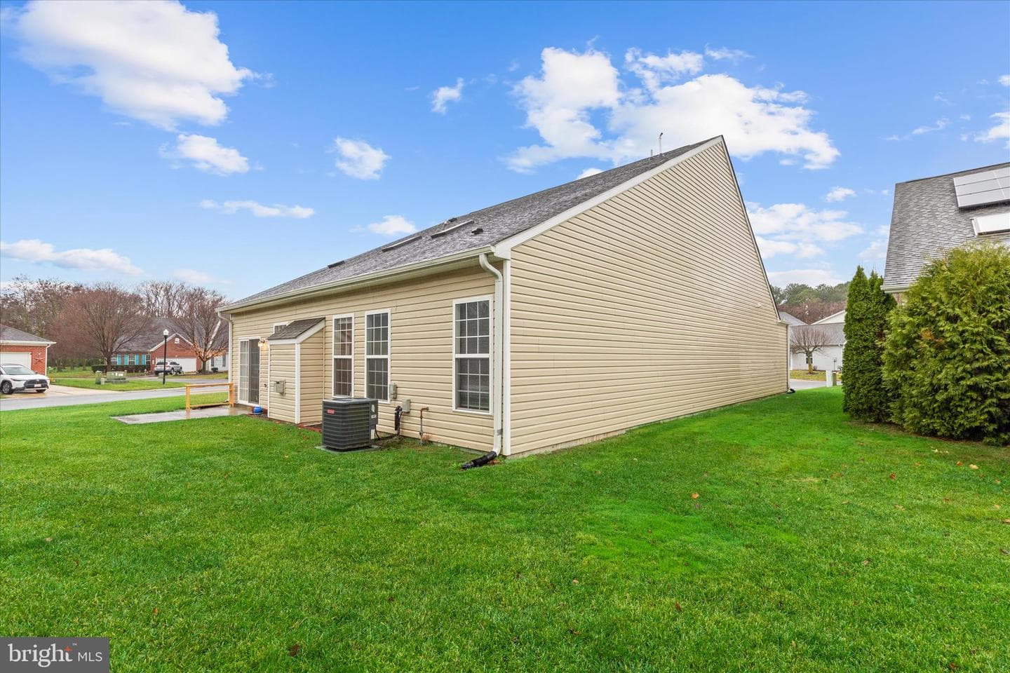 9175 Clubhouse Drive photo 32