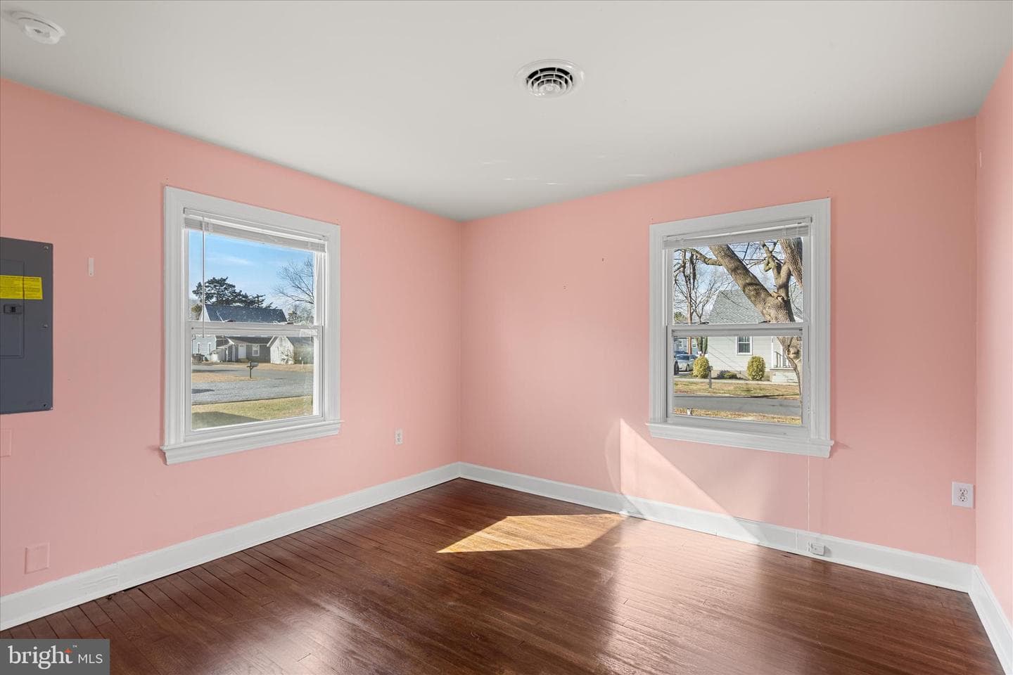 105 Spruce Street photo 16