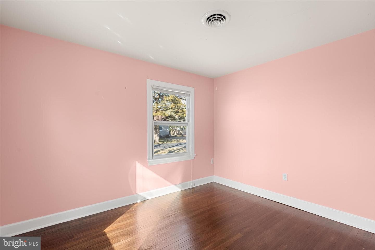 105 Spruce Street photo 18