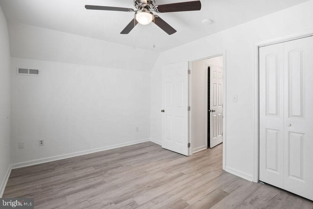 902 Hanson Street photo 30