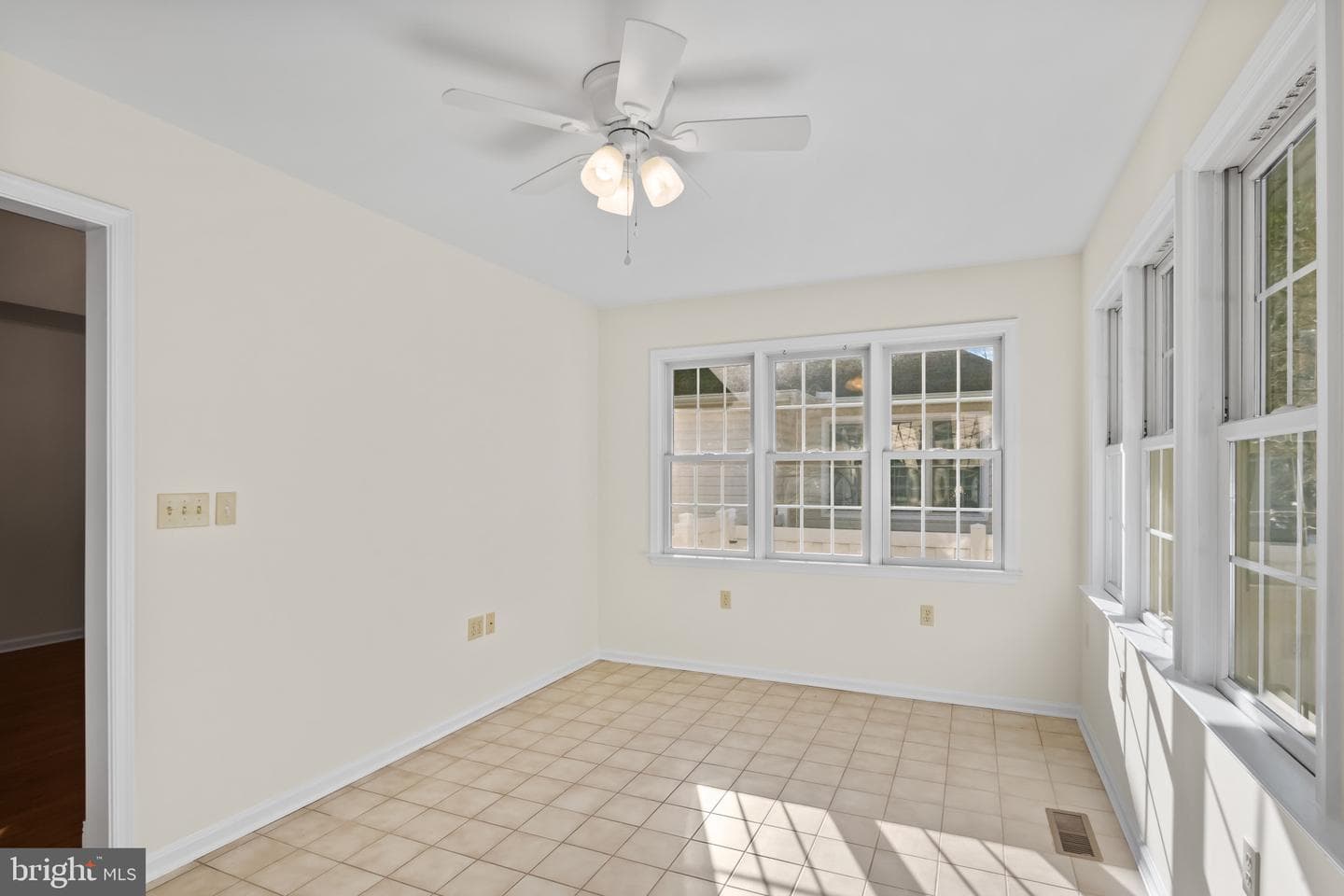 1008 Caravan Way photo 18