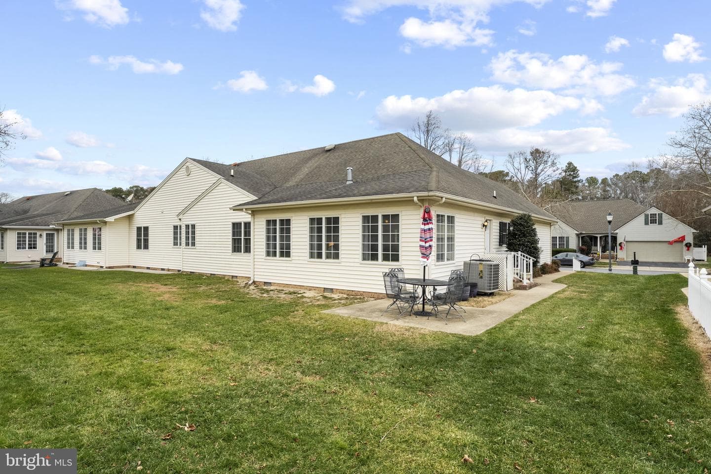 212 Spring Crest Drive photo 35