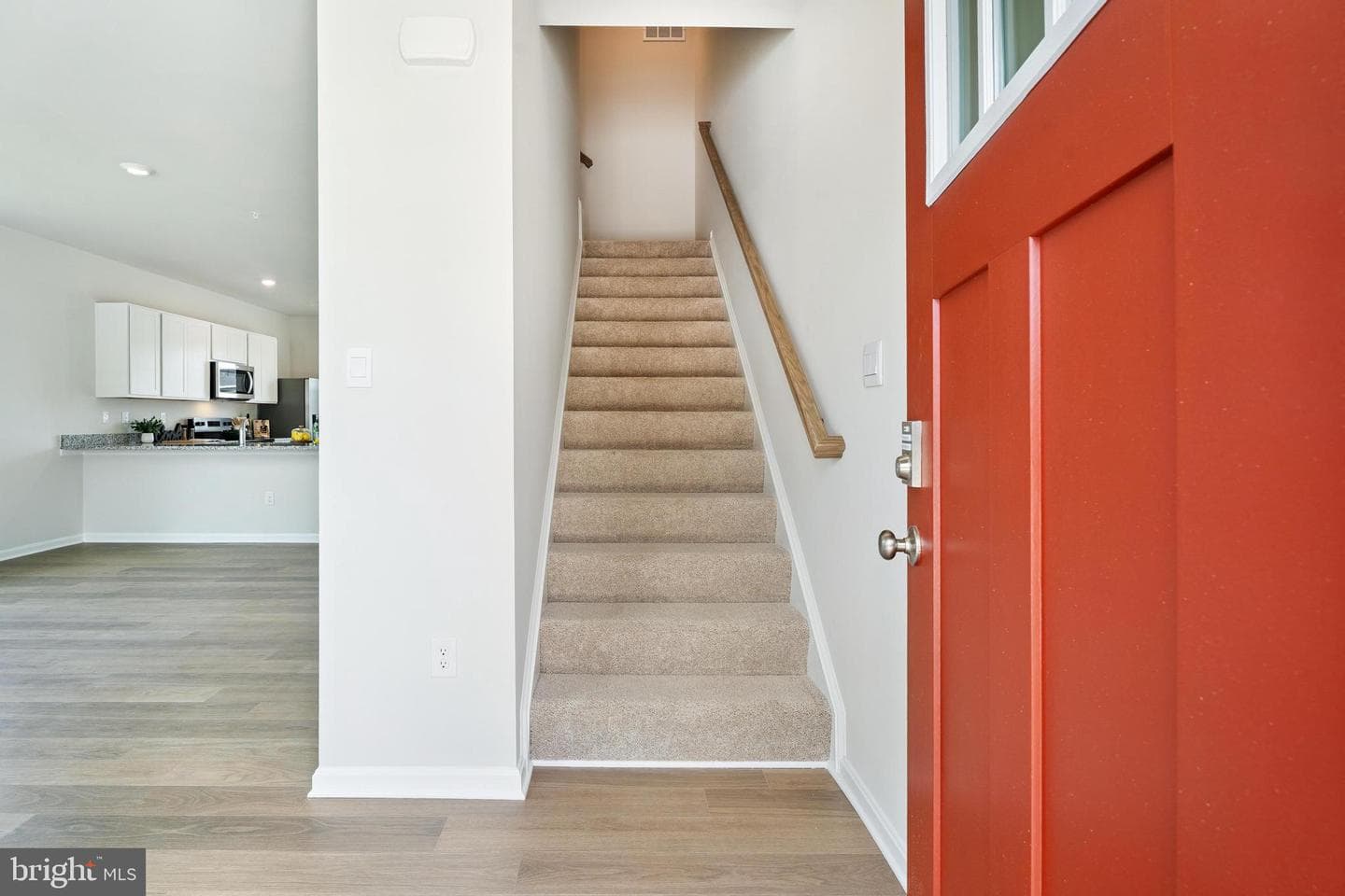 1408 Sugarplum Lane photo 10