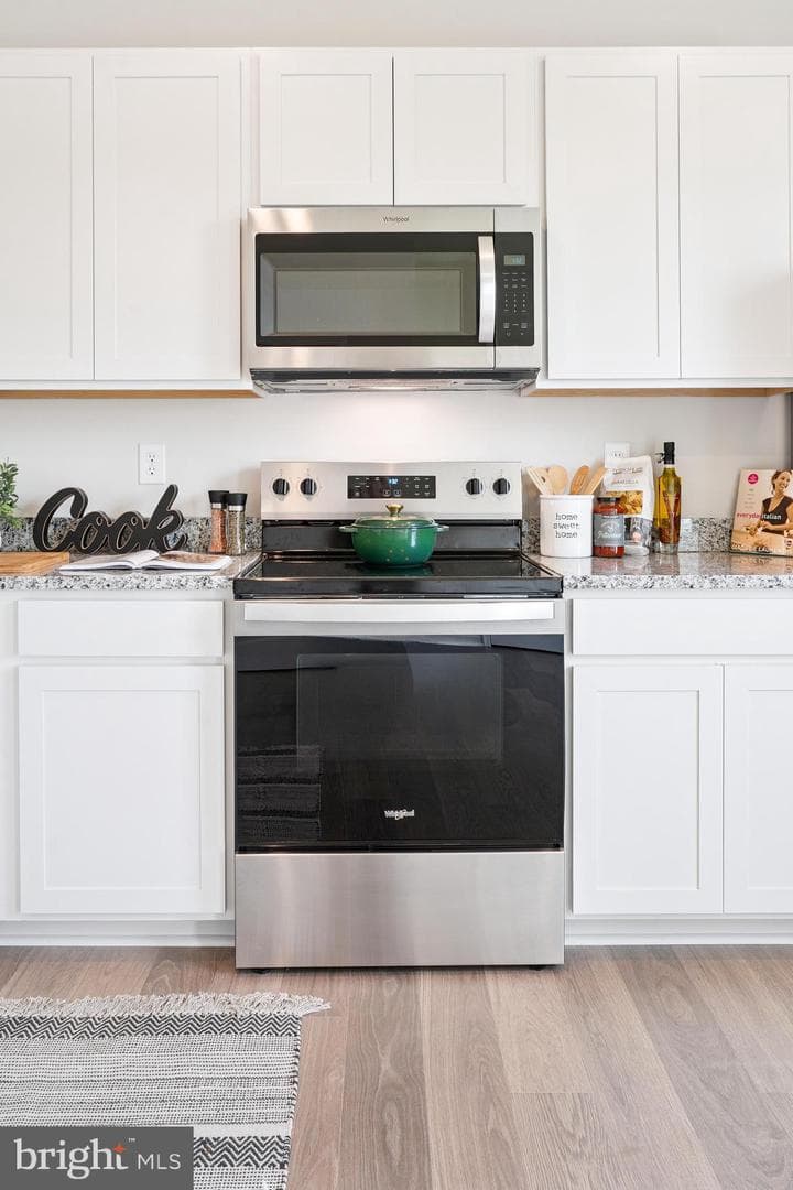 1408 Sugarplum Lane photo 22