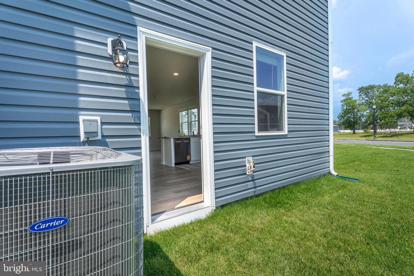 1408 Sugarplum Lane photo 8